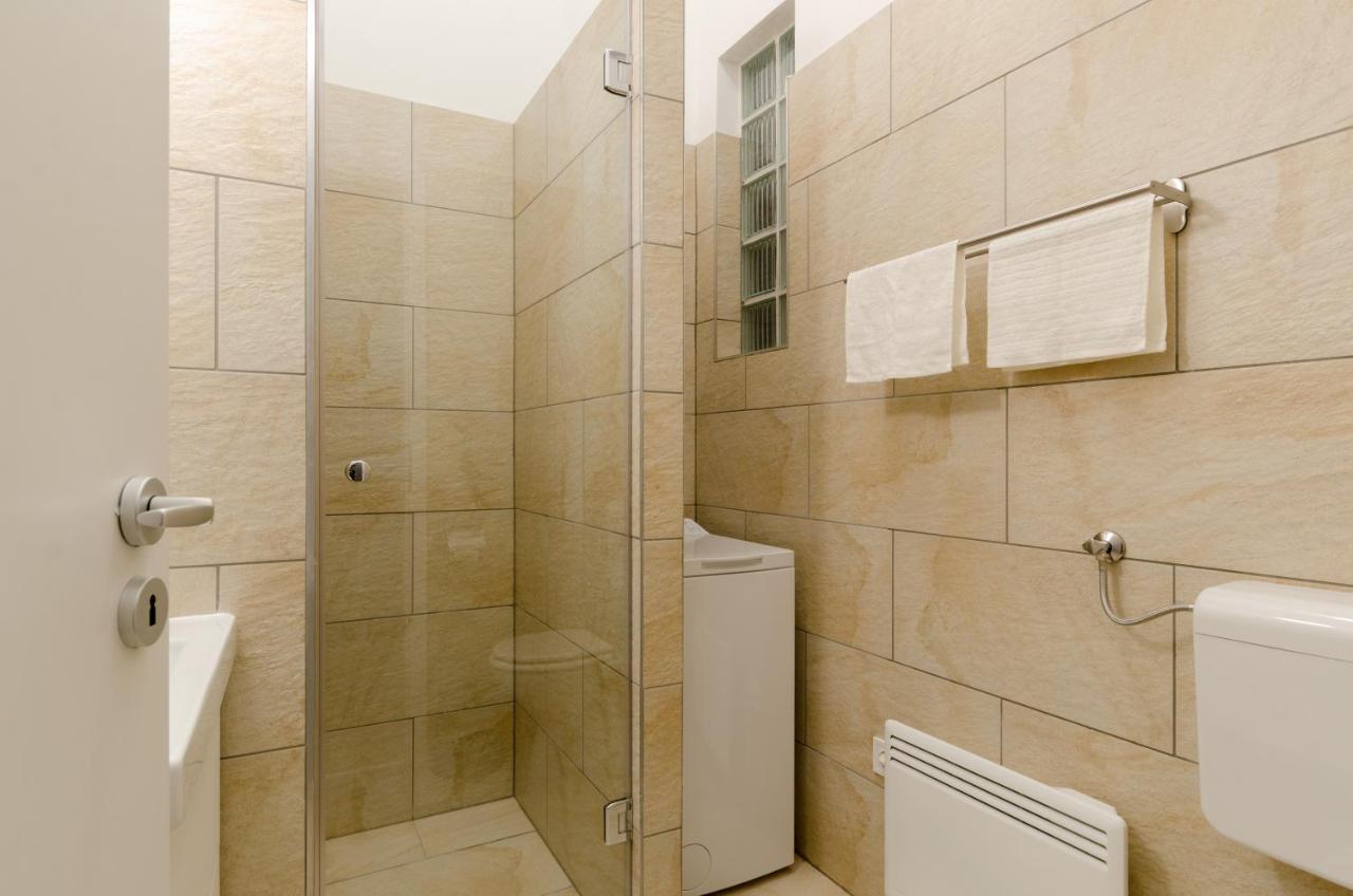 Cosy Studio In Party District Ak20S บูดาเปสต์ ภายนอก รูปภาพ